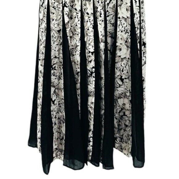 Tuckernuck NEW Gray Gardens Andi Floral Pleated Formal Maxi Dress Size 8