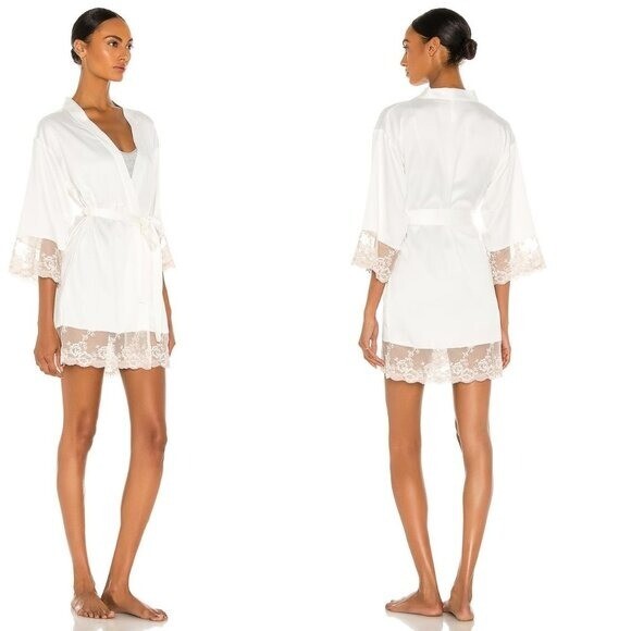 Flora Nikrooz NEW Rosa Kimono Satin Lace Trim Robe in Ivory Size M