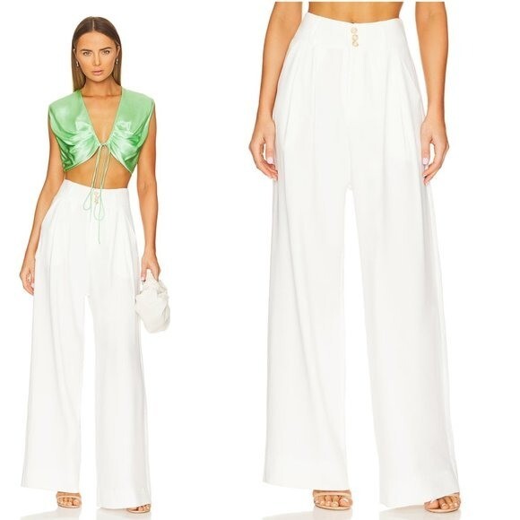 The Femm | Fiona Wide Leg High Rise Pleated Pant in White Size XS