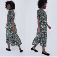 Hyacinth House | NEW Black Multi Floral Smocked Samantha Midi Dress Size M