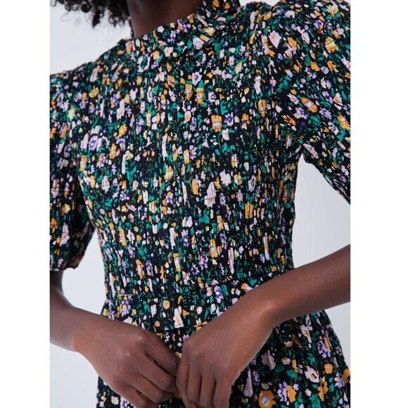 Hyacinth House | NEW Black Multi Floral Smocked Samantha Midi Dress Size S