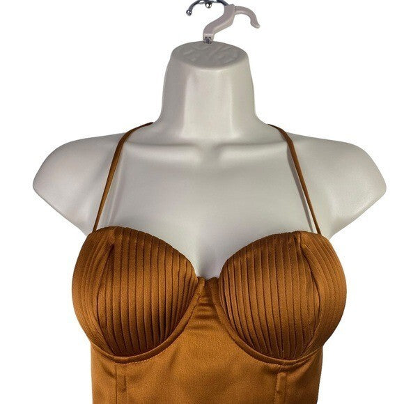 NBD | NWT Archer Crop Top in Gold Size L