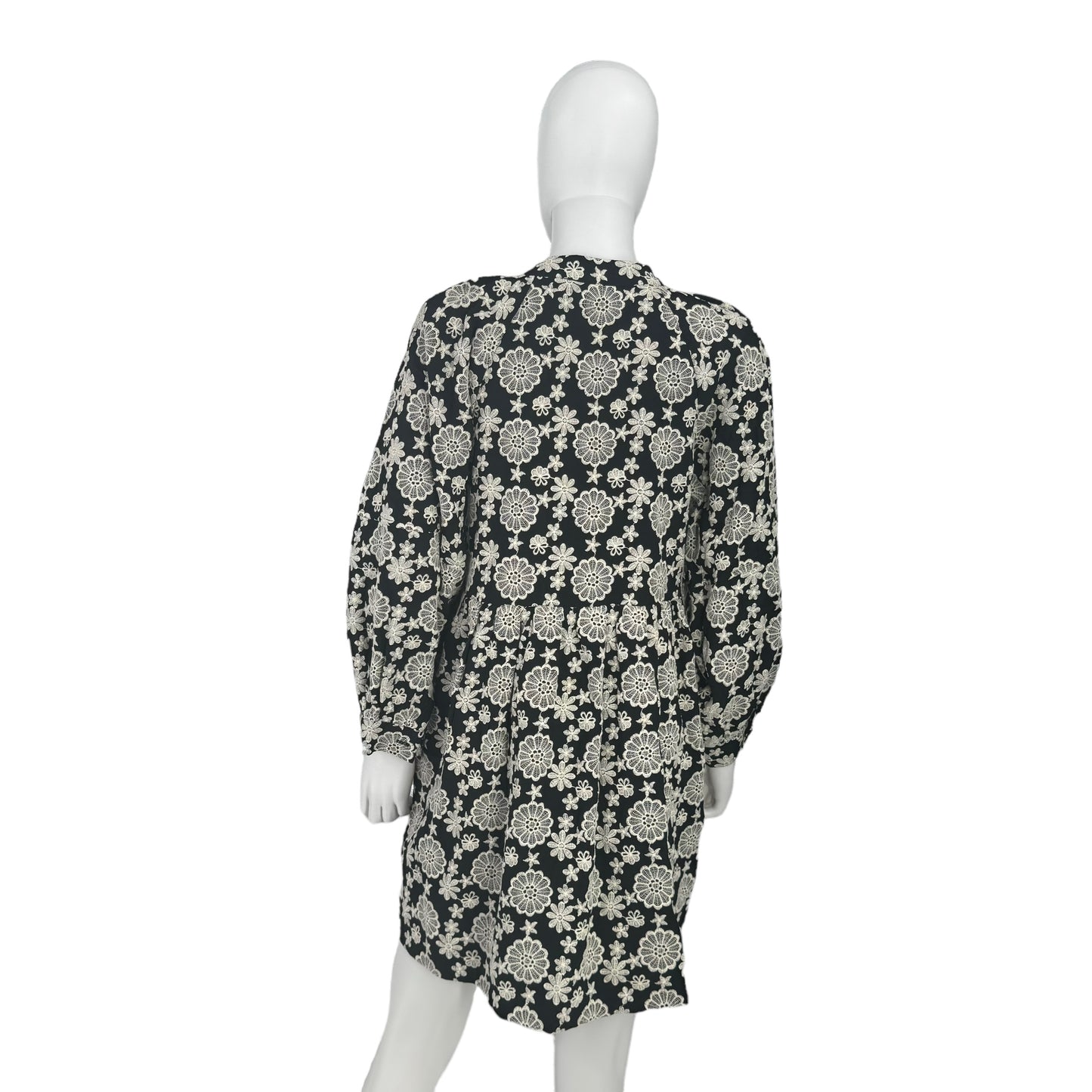 Hyacinth House Black & Ivory Eyelet Kathleen Long Sleeve Dress