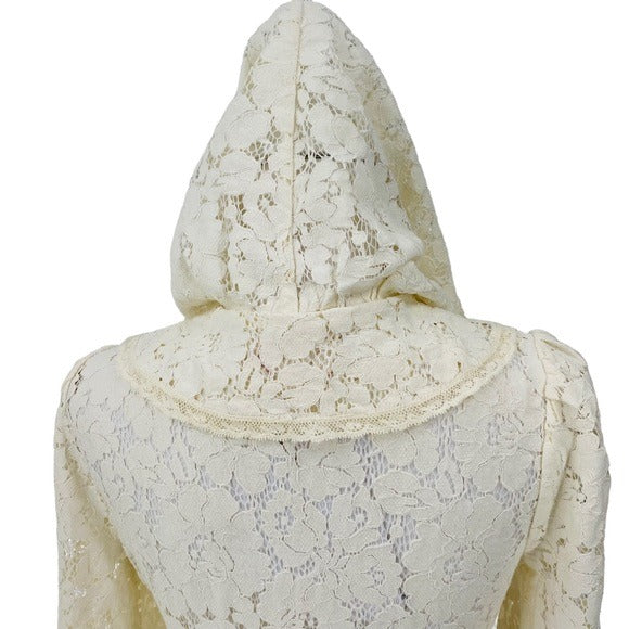 LoveShackFancy Makena Rare Lace Peter Pan Cape Overcoat In Ivory